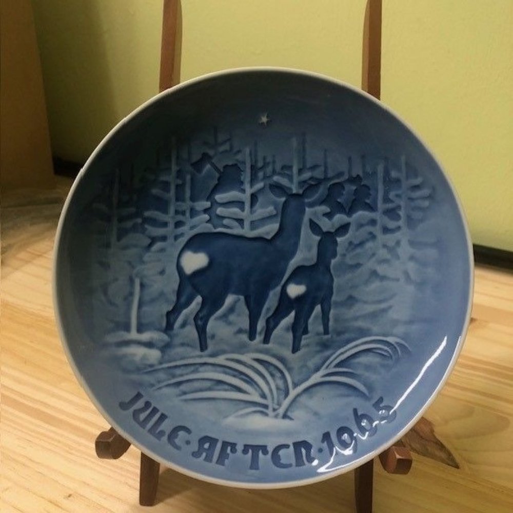 Royal Copenhagen B&G “Skoven for Jul” 1965 Limited Christmas Collector Plate